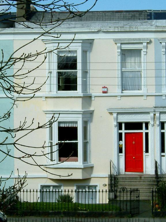 Claremont House Bed and breakfast 3*